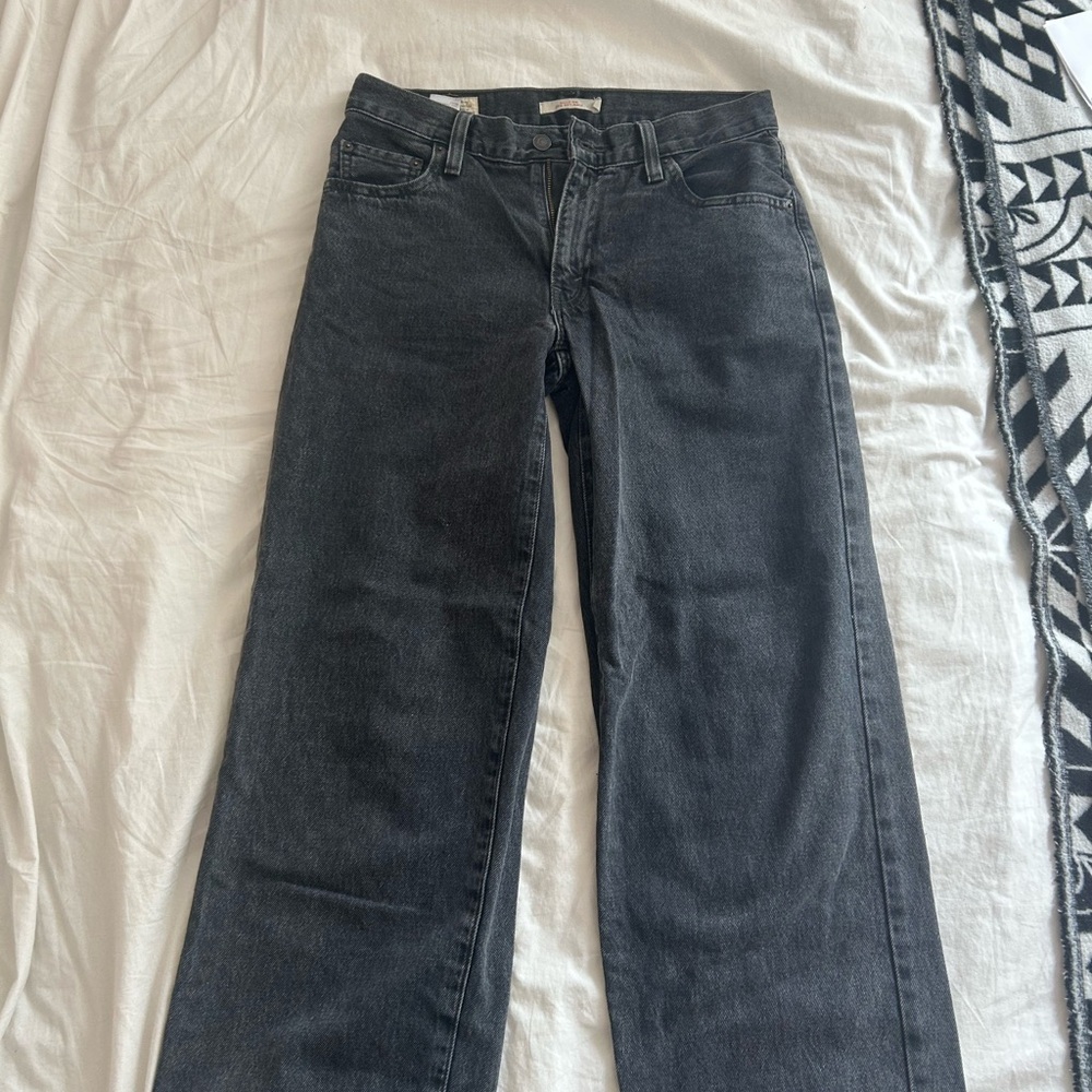 Black Levi’s Jeans